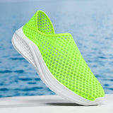 Aqualight grüne Wasserschuhe
