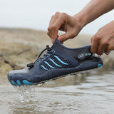 Blaue Aquapop-Wasserschuhe