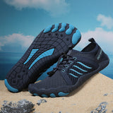 Blaue Aquapop-Wasserschuhe