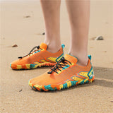 Orangefarbene Aquafun-Wasserschuhe