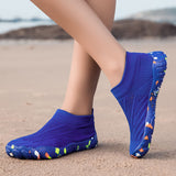 Blaue Aquasoft-Strandschuhe