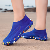 Blaue Aquasoft-Strandschuhe