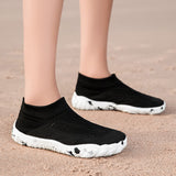 Schwarze Aquasoft-Strandschuhe